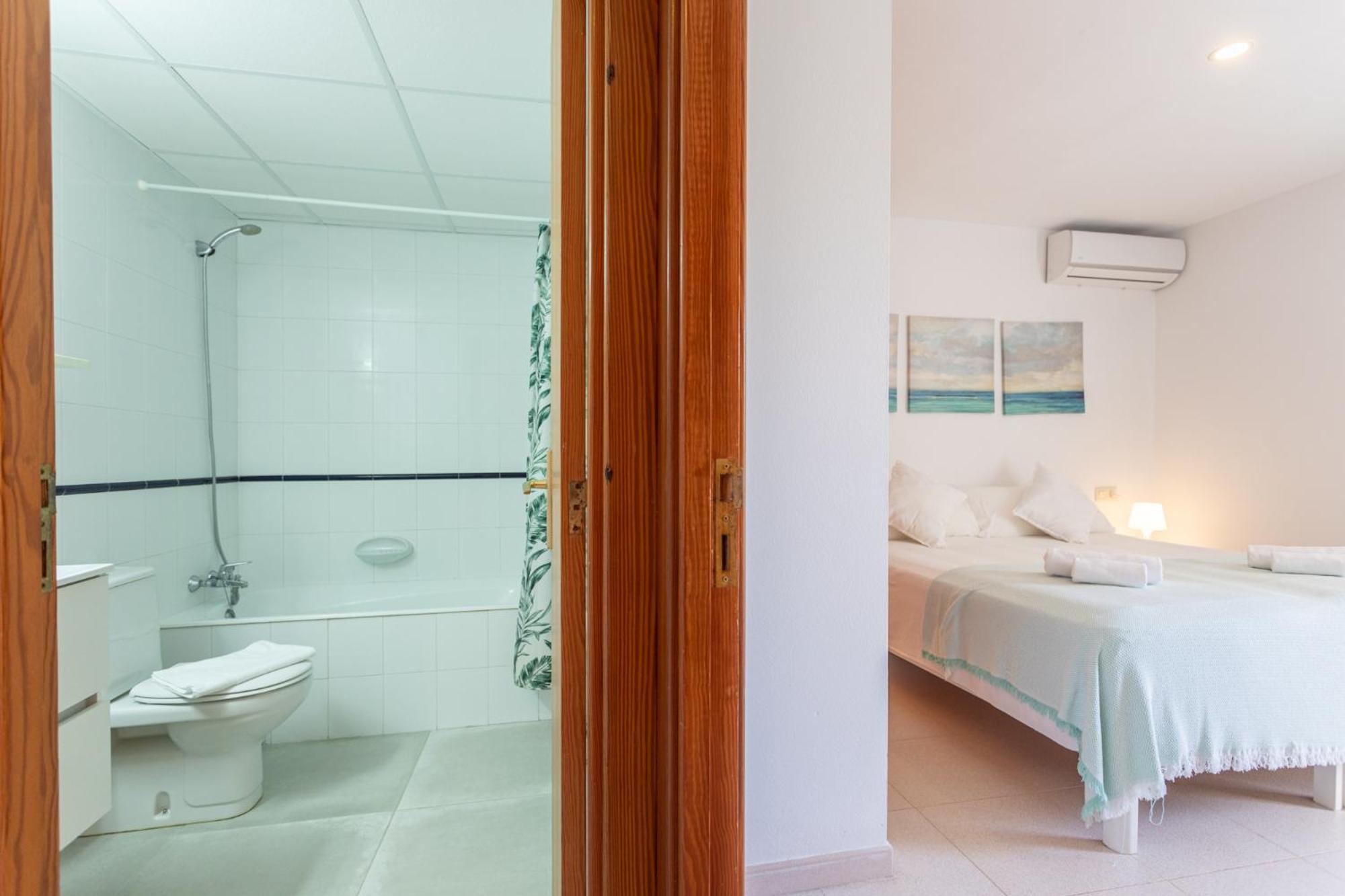 Apartamentos Es Dolc Colonia de Sant Jordi Kültér fotó